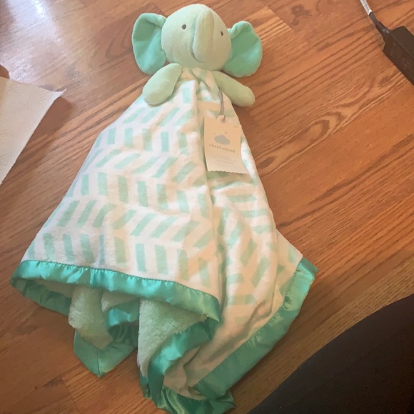 oversized security blanket